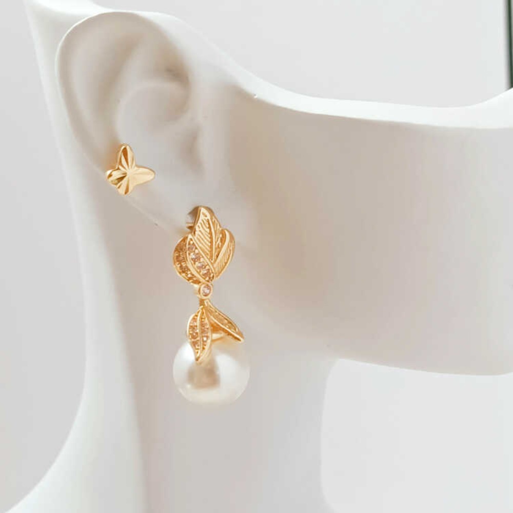 14K Micro-zirconium Baroque Br - Pearl Stud Earrings 评论和价格