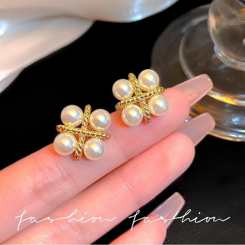 925 Silver Needle Korean Fashi - Pearl Stud Earrings 评论和价格
