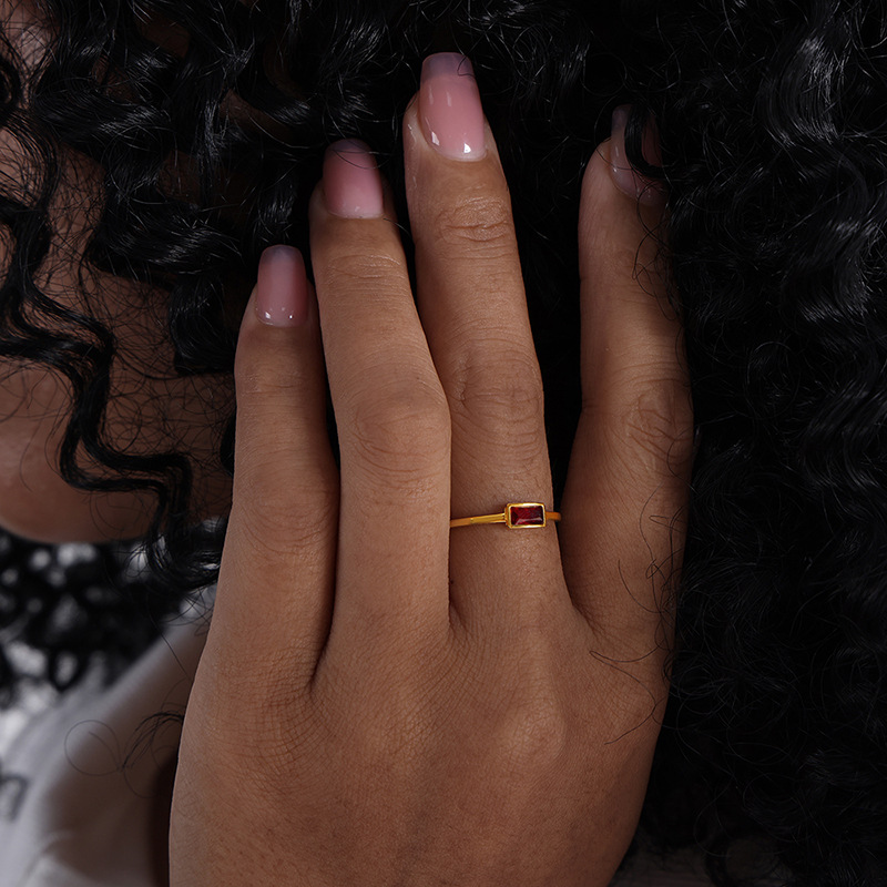 Stainless Steel Minimal Births - Birthstone Ring Set 评论和价格